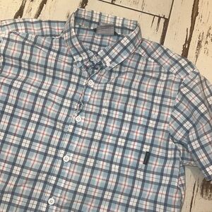 Men’s Columbia button up short sleeve shirt.  blue plaid.